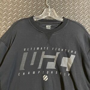 UFC Gray Crew Neck Pull Over UFC Ultimate Fight Championship Logo Men's Size 2XL